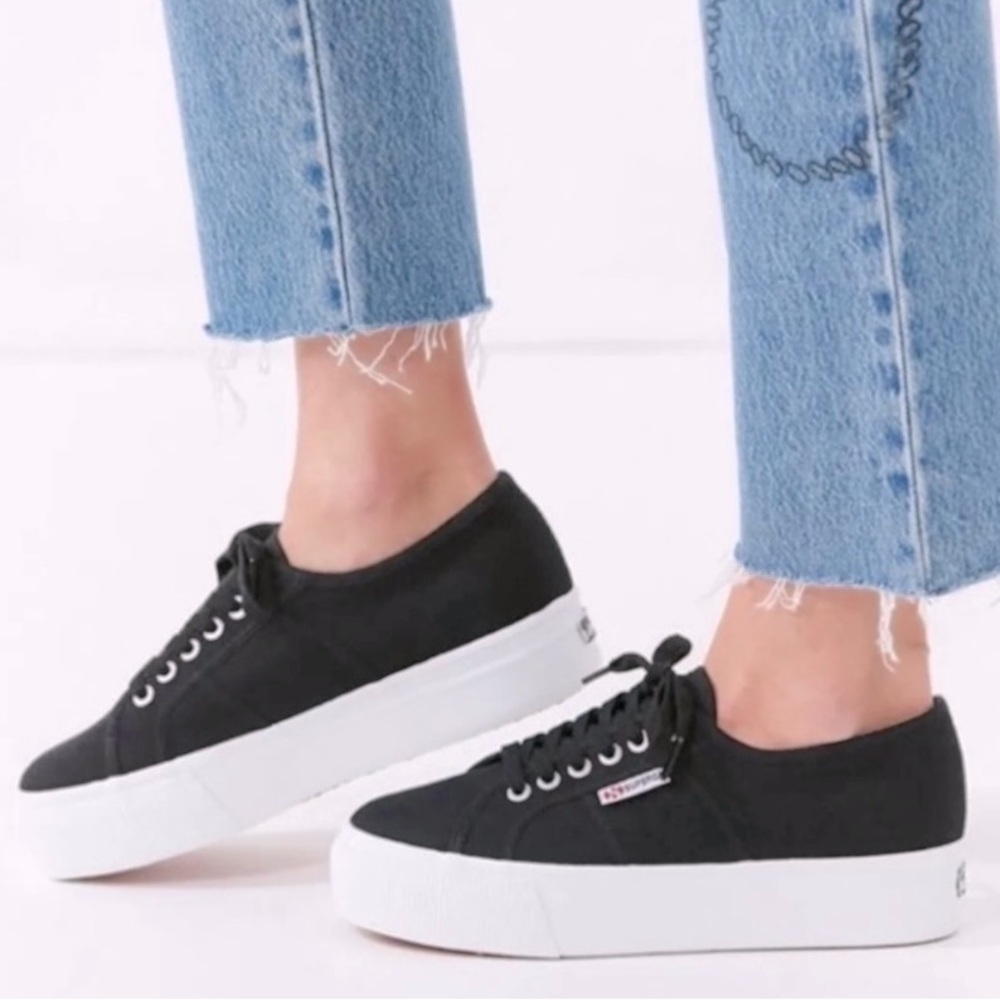 Superga size 39/8 Women’s Black Canvas Lace Up Platform Sneakers